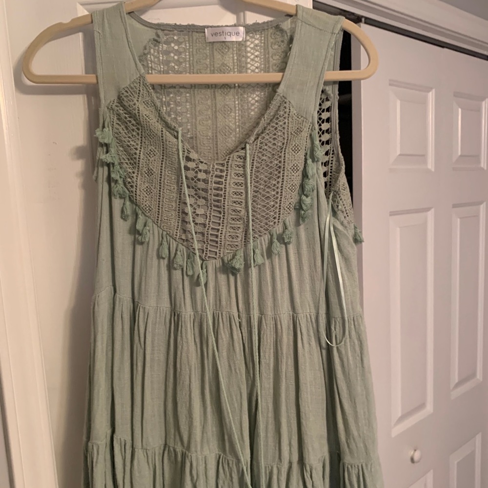 Vestique light green dress
